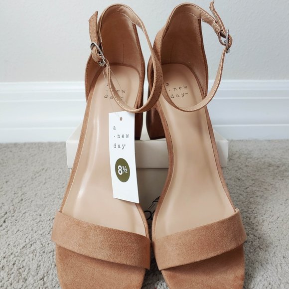 women's michaela mid block heel